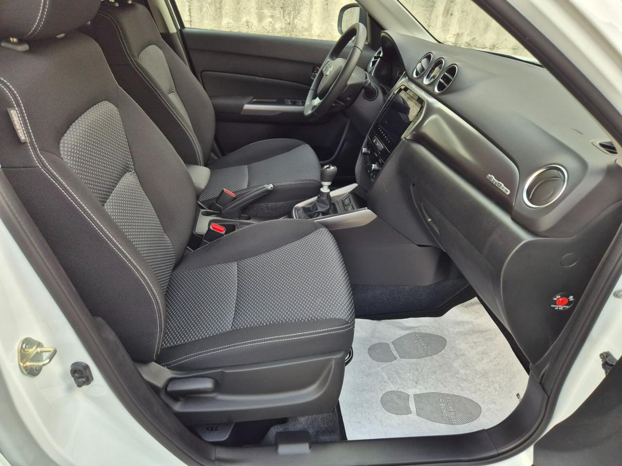SUZUKI Vitara 1.4 Hybrid 4WD AllGrip Cool+ - 11