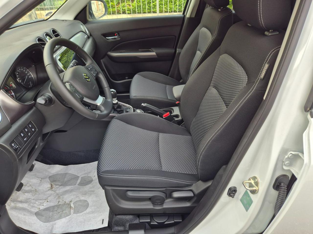 SUZUKI Vitara 1.4 Hybrid 4WD AllGrip Cool+ - 9
