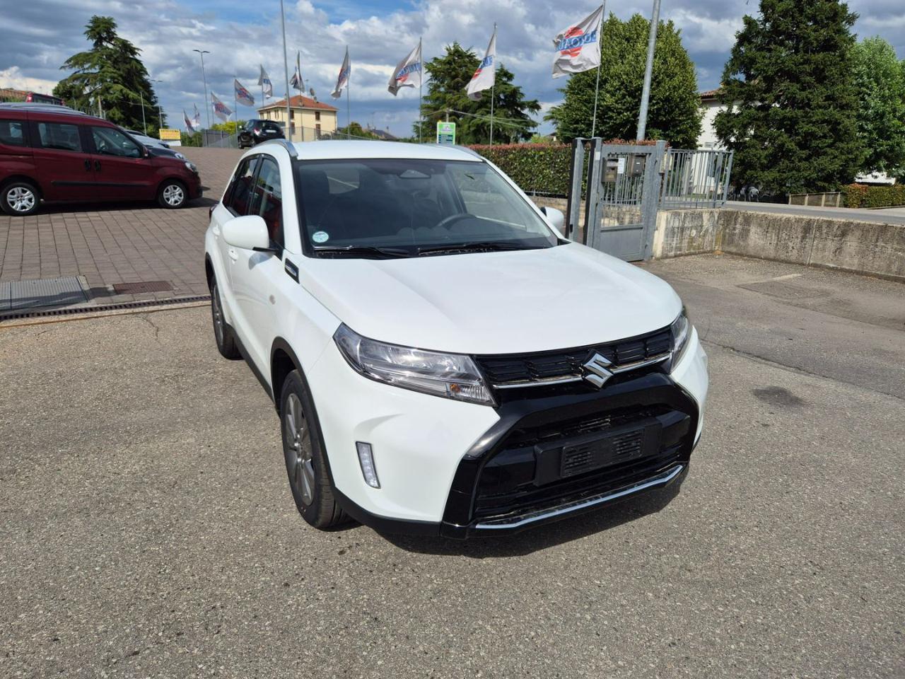 SUZUKI Vitara 1.4 Hybrid 4WD AllGrip Cool+ - 4