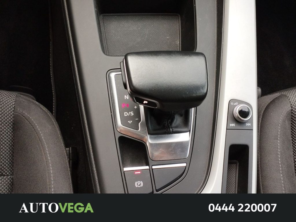AUDI A4 avant 30 2.0 tdi mhev business advanced 136cv s-tr - 15