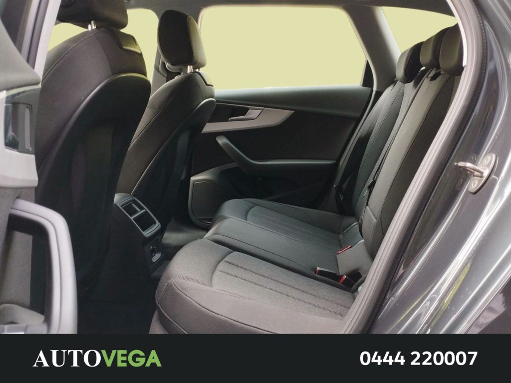 AUDI A4 avant 30 2.0 tdi mhev business advanced 136cv s-tr - 22
