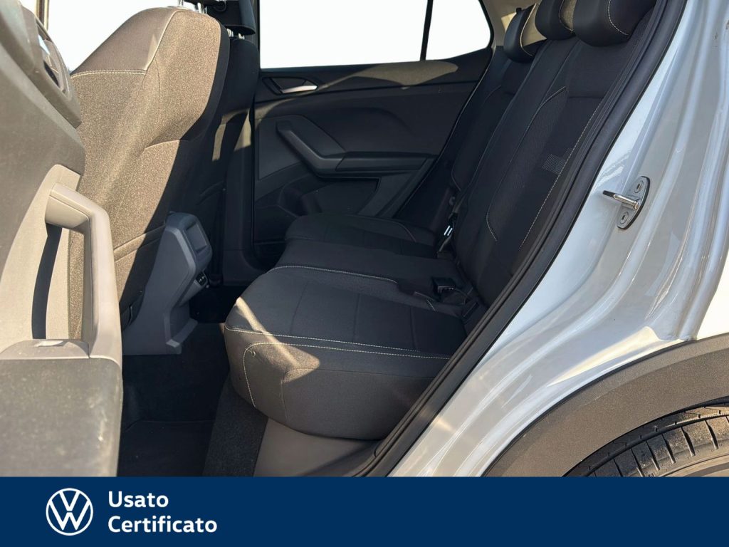 VOLKSWAGEN T-Cross 1.0 tsi style 110cv - 10