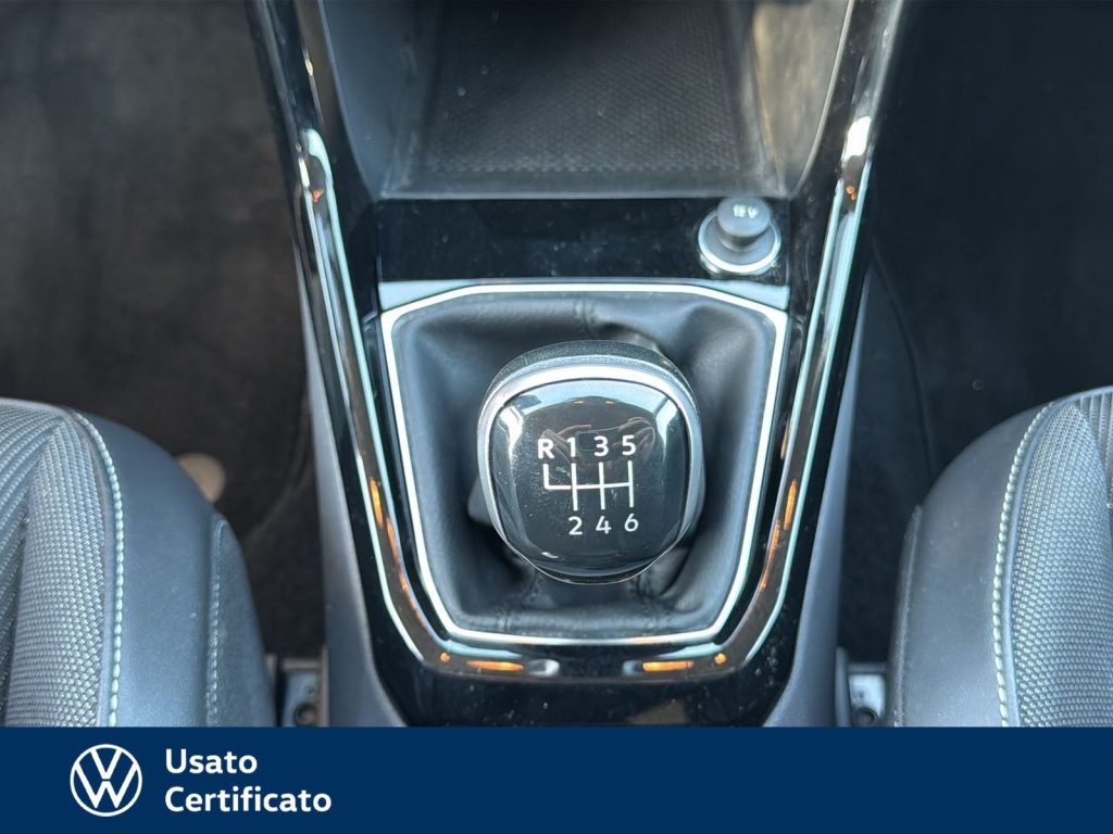 VOLKSWAGEN T-Cross 1.0 tsi style 110cv - 18