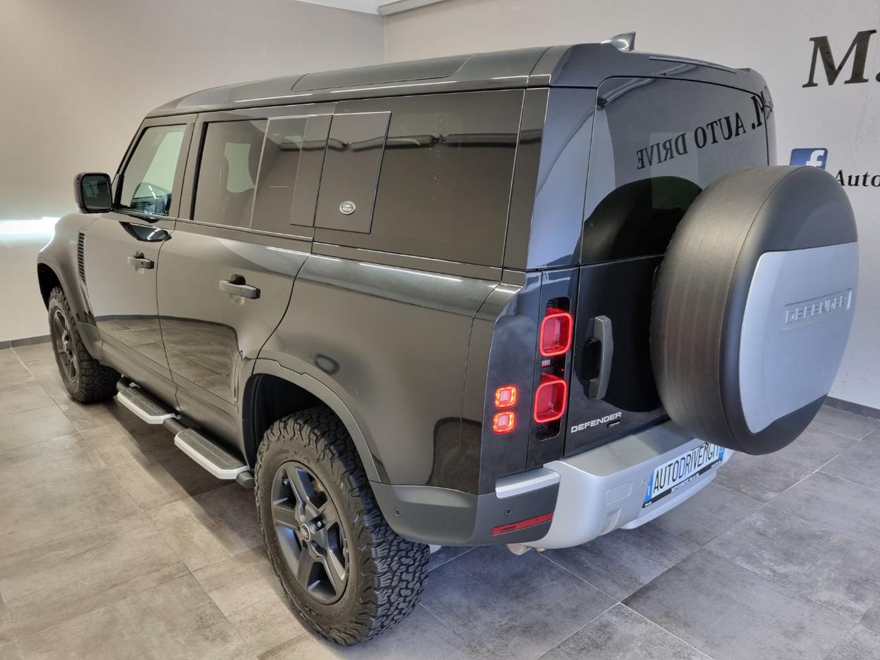 LAND ROVER Defender 110 2.0 SD4 240CV AWD Auto - 28