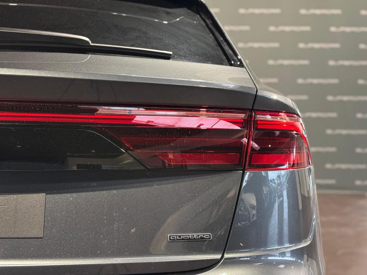 AUDI Q8 SUV TDI quattro 210 kW tiptronic S line edition - 6
