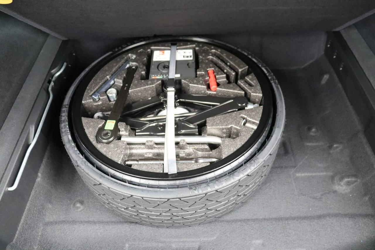 VOLKSWAGEN Touareg 3.0 V6 TDI SCR 210kW R-Line Final Edit - 18