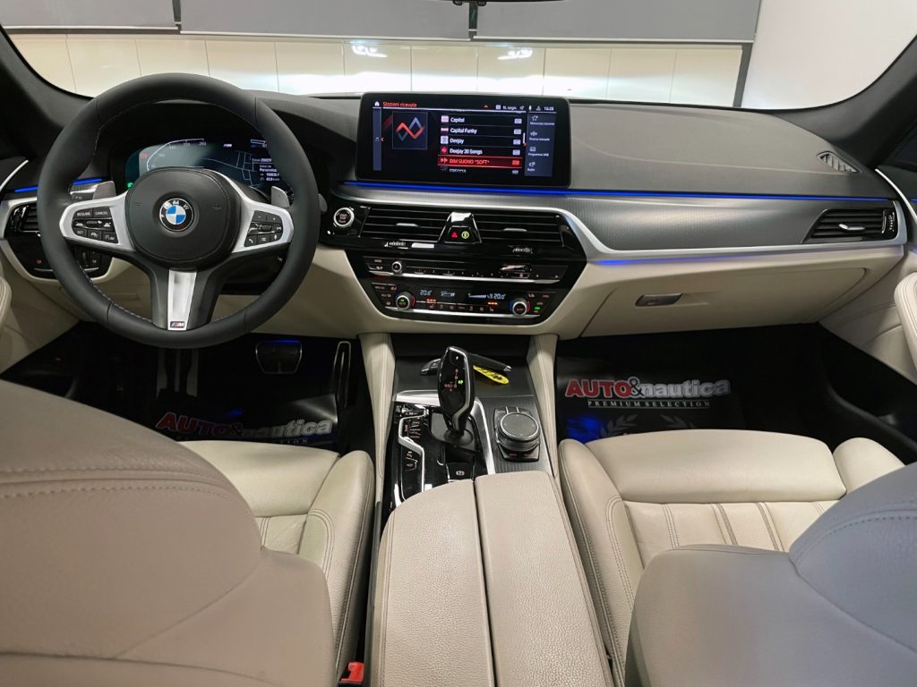 BMW 520 D TOURING MHEV 48V XDRIVE MSPORT AUTO - IVA DEDUCI - 52