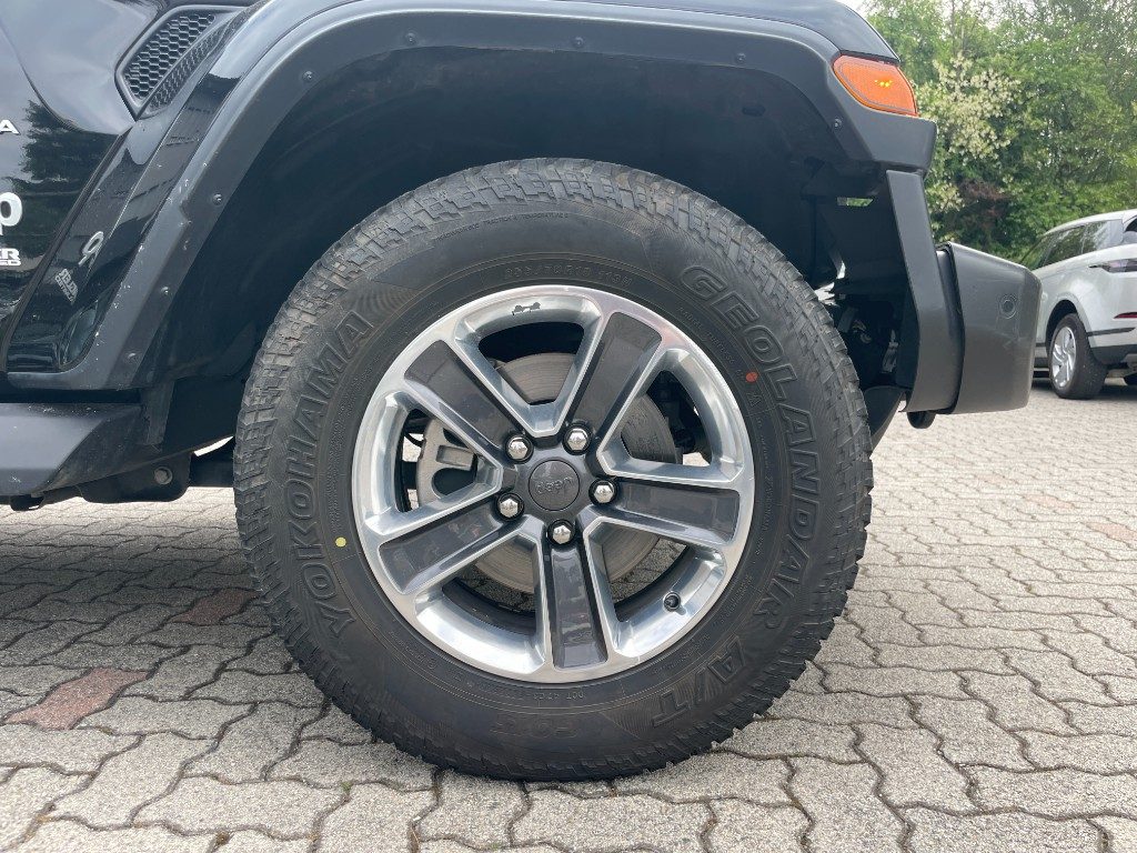 JEEP Wrangler Unlimited 2.2 Mjt II Sahara SOLO 63.500KM! - 17