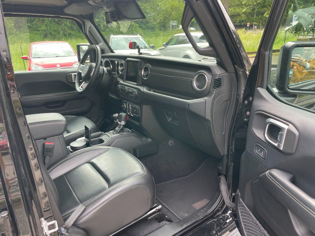JEEP Wrangler Unlimited 2.2 Mjt II Sahara SOLO 63.500KM! - 20