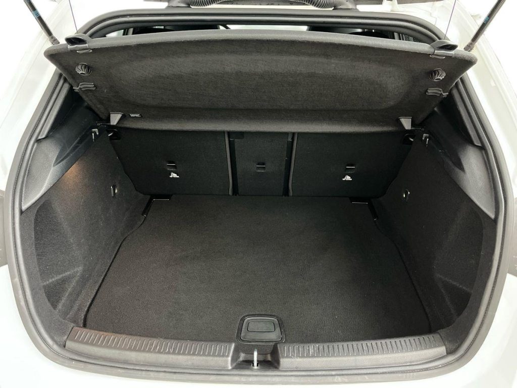 MERCEDES-BENZ A 180 d Automatic AMG Line Advanced Plus - 13