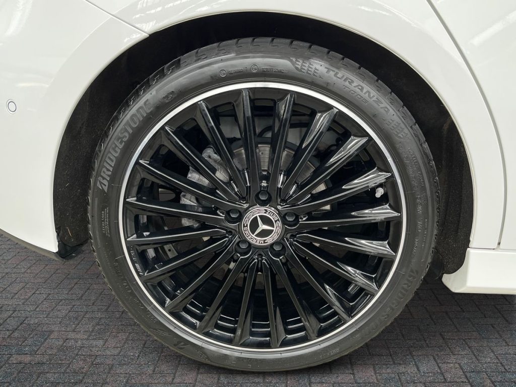 MERCEDES-BENZ A 180 d Automatic AMG Line Advanced Plus - 7