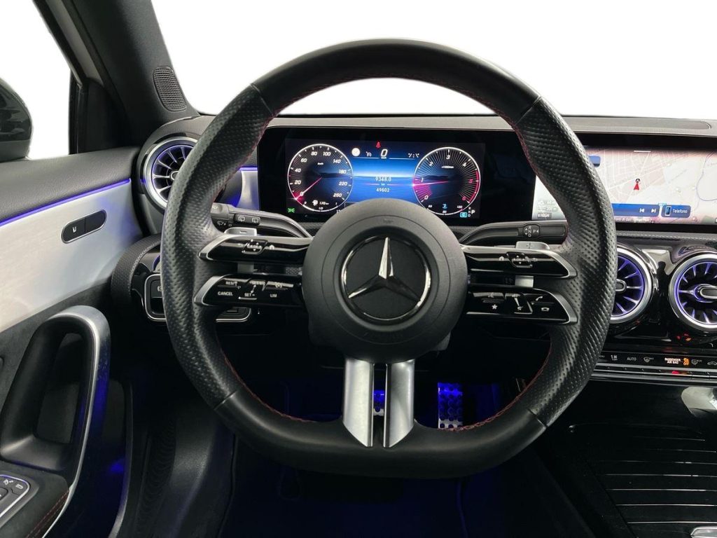 MERCEDES-BENZ A 180 d Automatic AMG Line Advanced Plus - 11