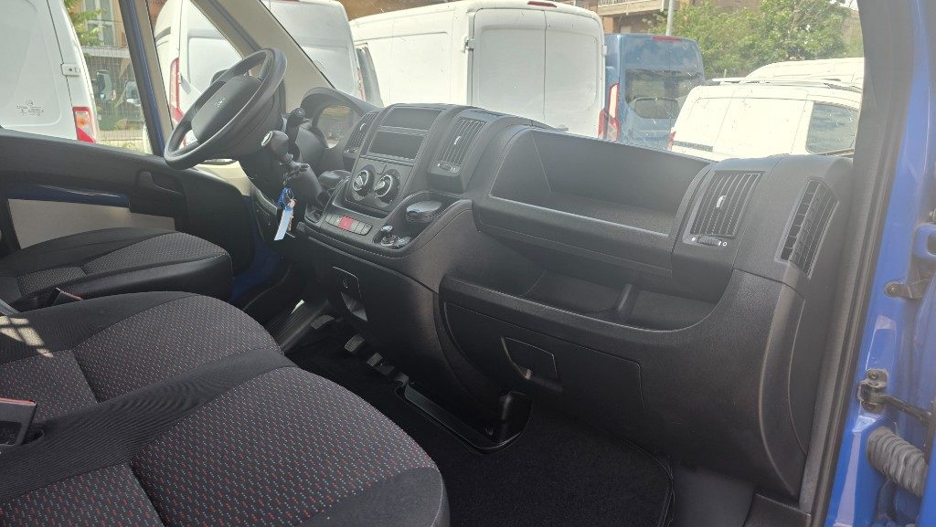PEUGEOT Boxer 330 2.0 BlueHDi PC Cassone fisso L1 solo 3mila km! - 9