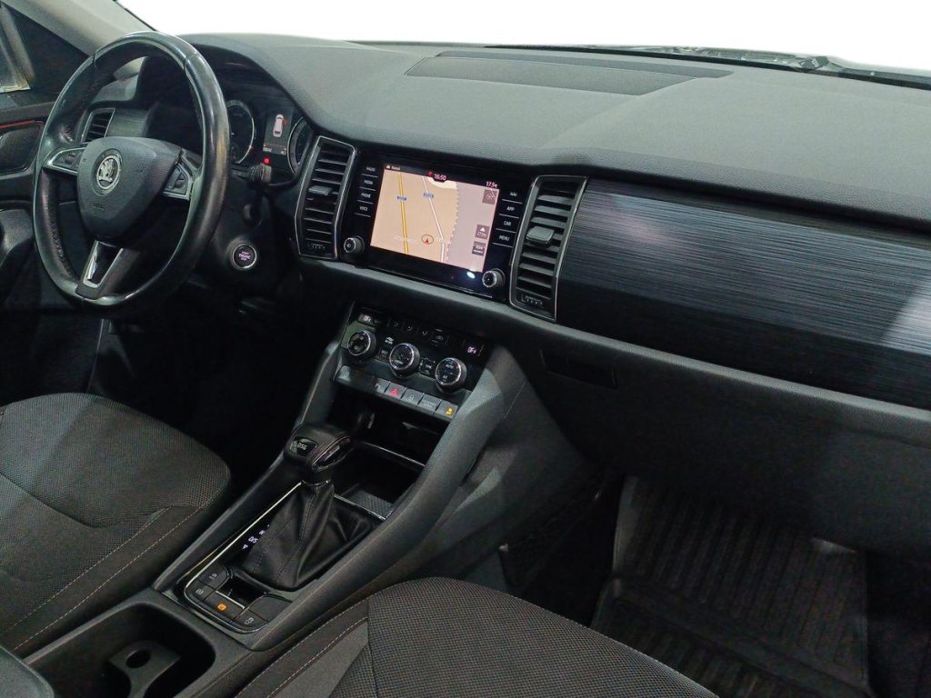 SKODA Kodiaq 2.0 TDI SCR DSG Executive - 9
