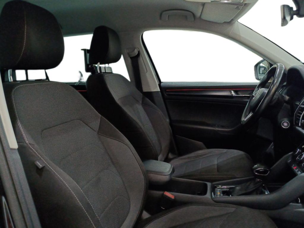 SKODA Kodiaq 2.0 TDI SCR DSG Executive - 10