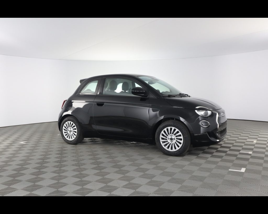 FIAT 500e Hatchback MY25- - 320 Berlina + Pack Tech - 5