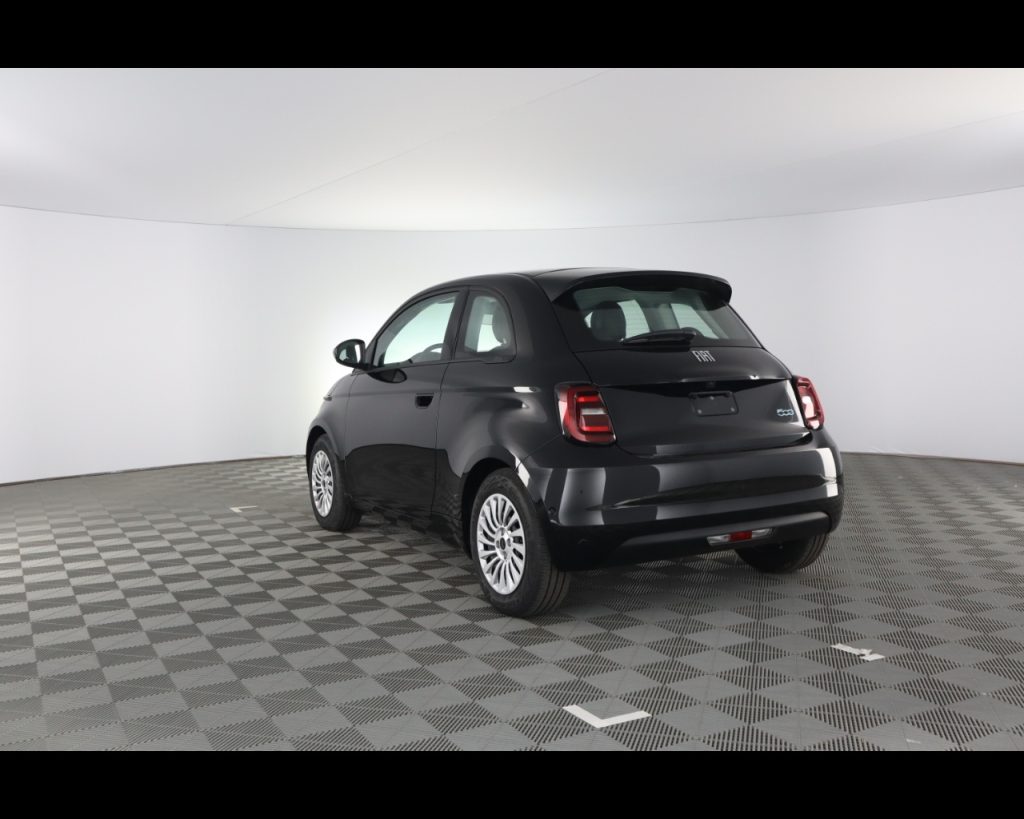 FIAT 500e Hatchback MY25- - 320 Berlina + Pack Tech - 10