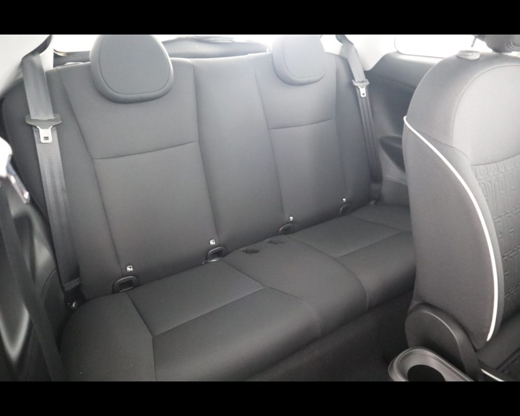 FIAT 500e Hatchback MY25- - 320 Berlina + Pack Tech - 18