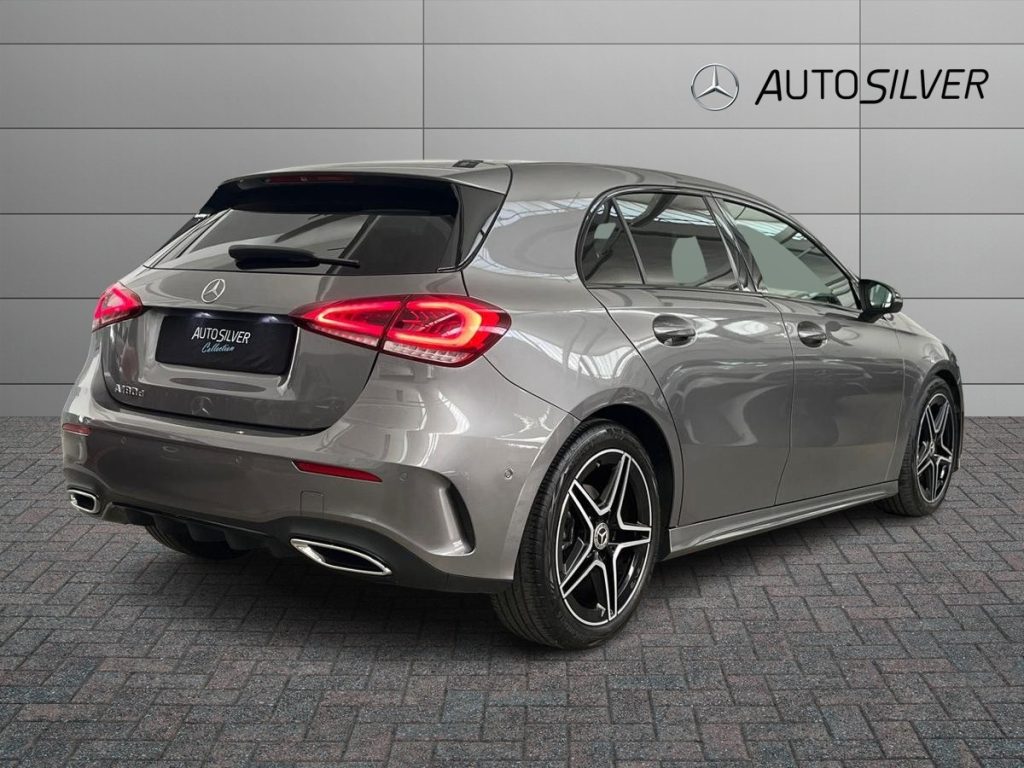 MERCEDES-BENZ A 180 d Automatic Premium - 2