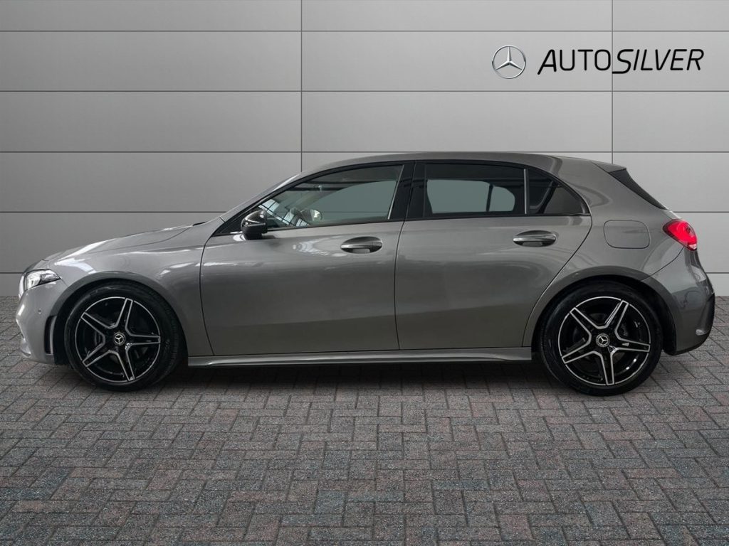 MERCEDES-BENZ A 180 d Automatic Premium - 6