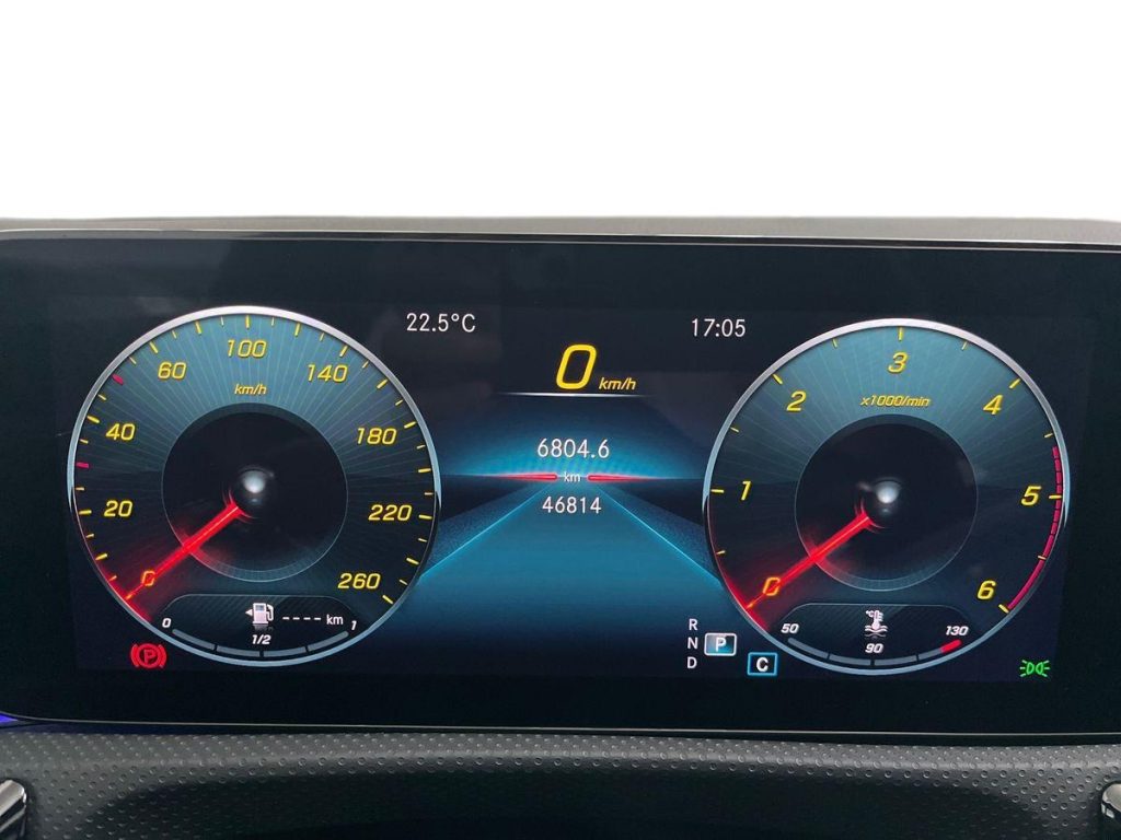 MERCEDES-BENZ A 180 d Automatic Premium - 8
