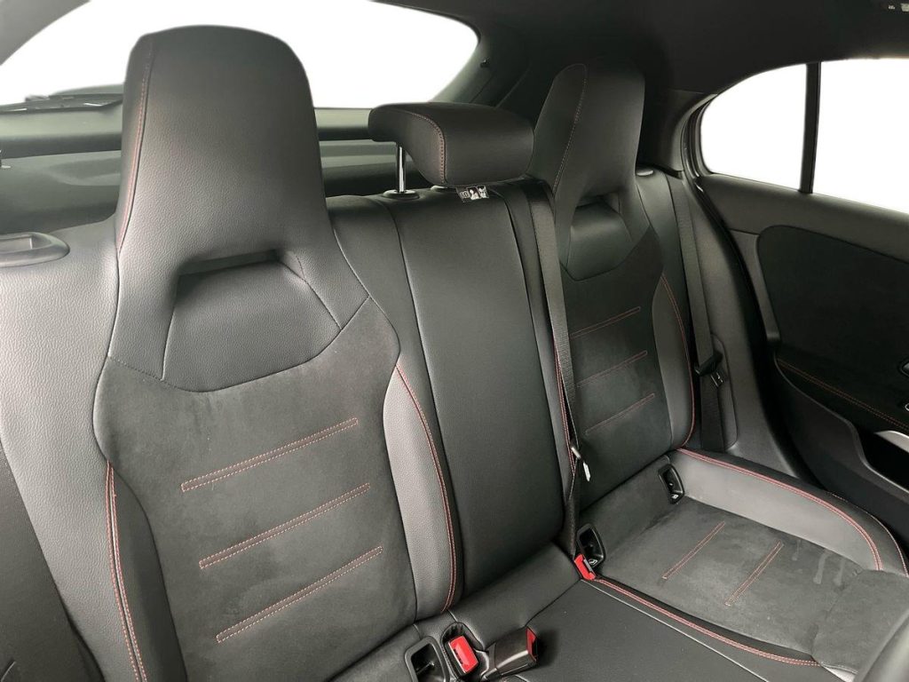 MERCEDES-BENZ A 180 d Automatic Premium - 15