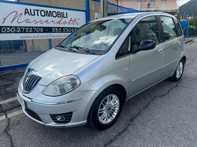 LANCIA MUSA Argento metallizzato