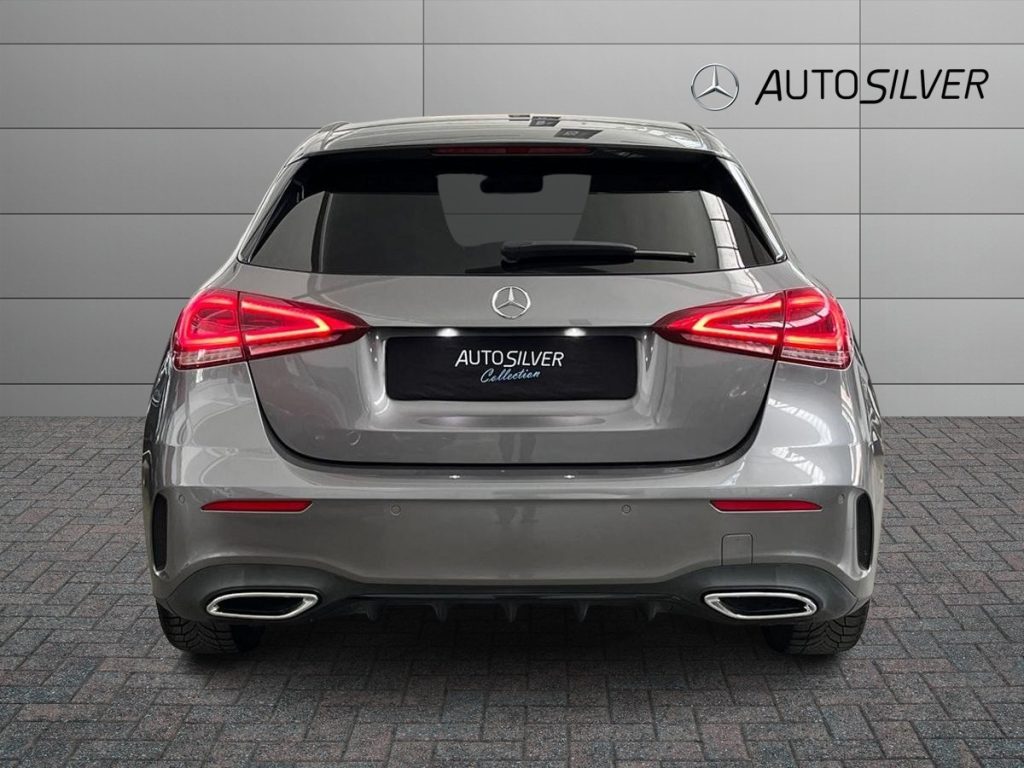 MERCEDES-BENZ A 180 Automatic Premium - 4