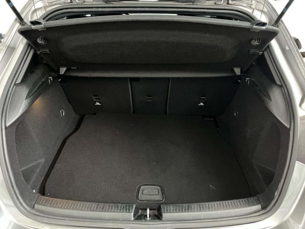 MERCEDES-BENZ A 180 Automatic Premium - 13