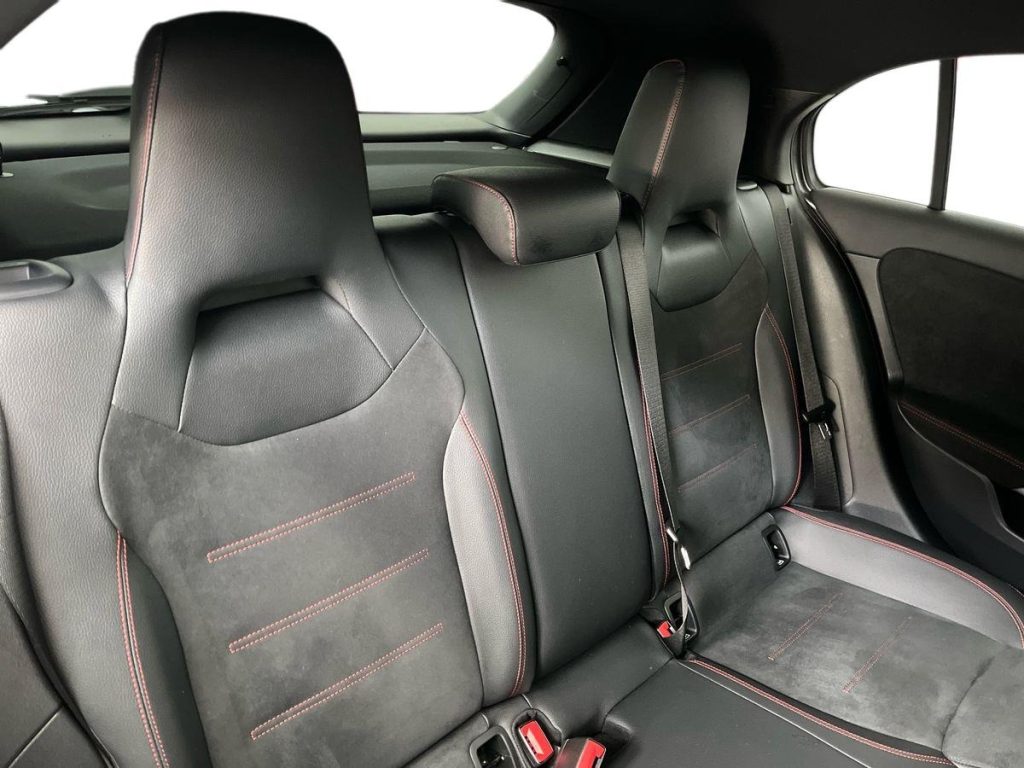 MERCEDES-BENZ A 180 Automatic Premium - 15