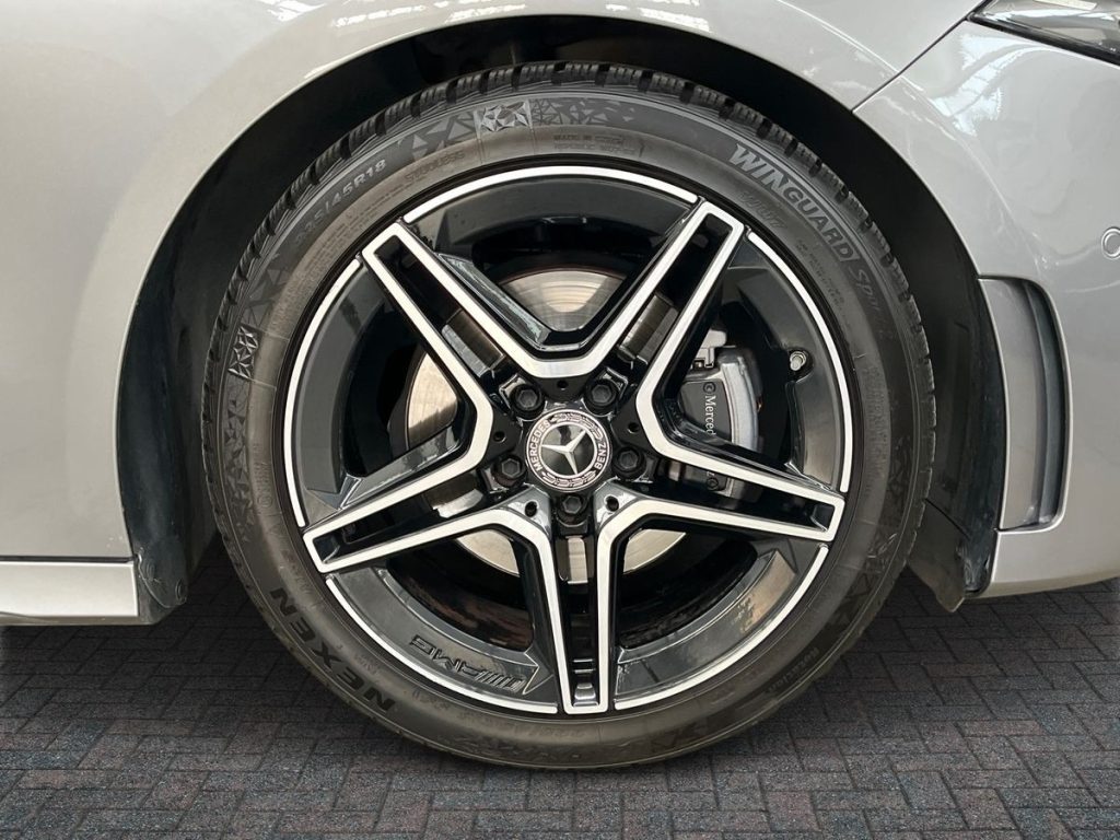 MERCEDES-BENZ A 180 Automatic Premium - 7