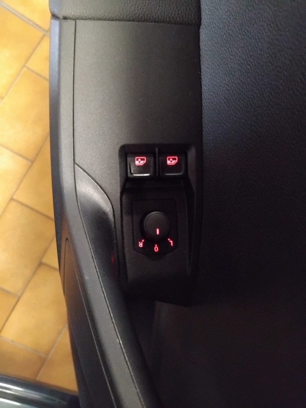 SEAT Ibiza 1.0 EcoTSI 95 CV 5 porte Style video - 15