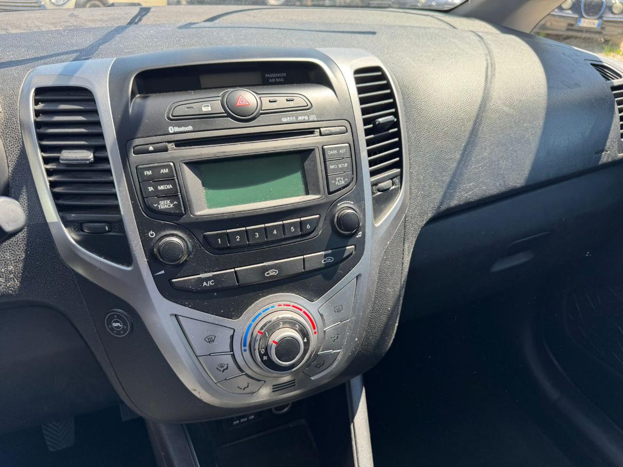 HYUNDAI iX20 1.4 90 CV Comfort GPL - 10