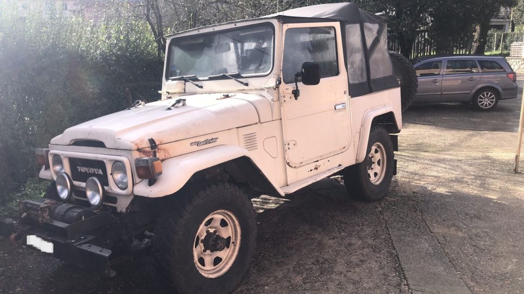 TOYOTA Land Cruiser BJ 42 3.5 DIESEL - 2