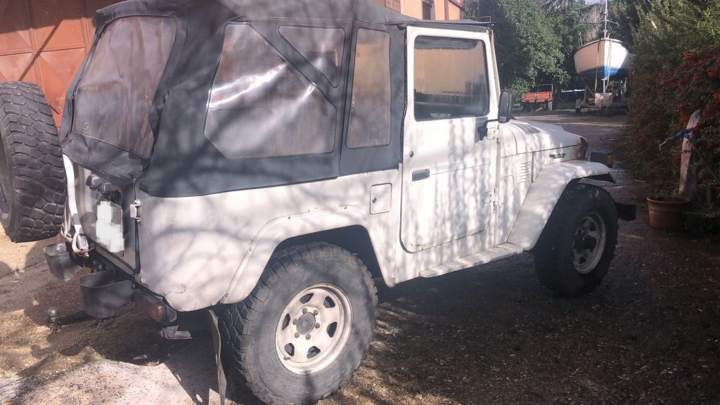 TOYOTA Land Cruiser BJ 42 3.5 DIESEL - 5