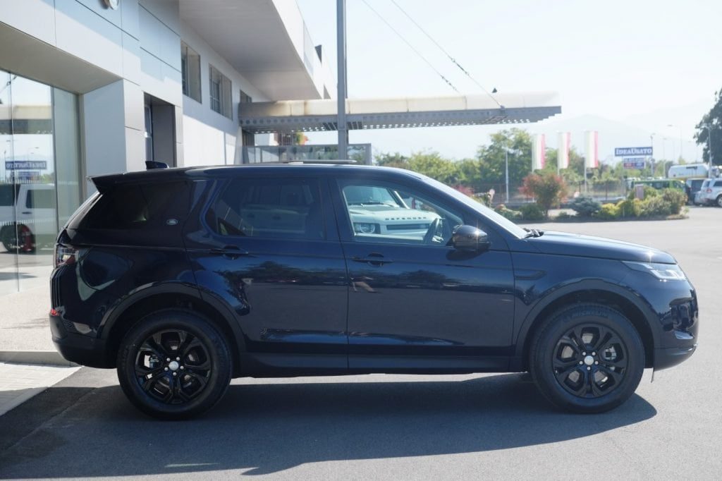 LAND ROVER Discovery Sport 2.0D AWD Auto S - BLACK PACK - 6