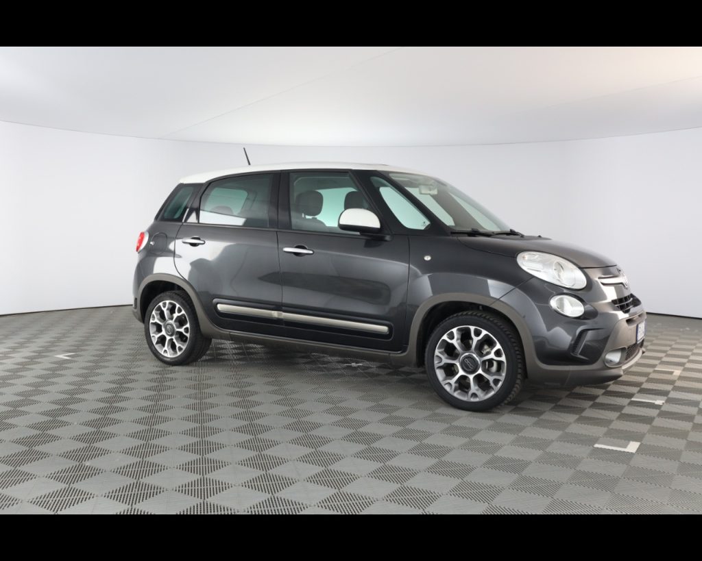 FIAT 500L 2012 -  1.3 mjt Trekking 85cv - 5