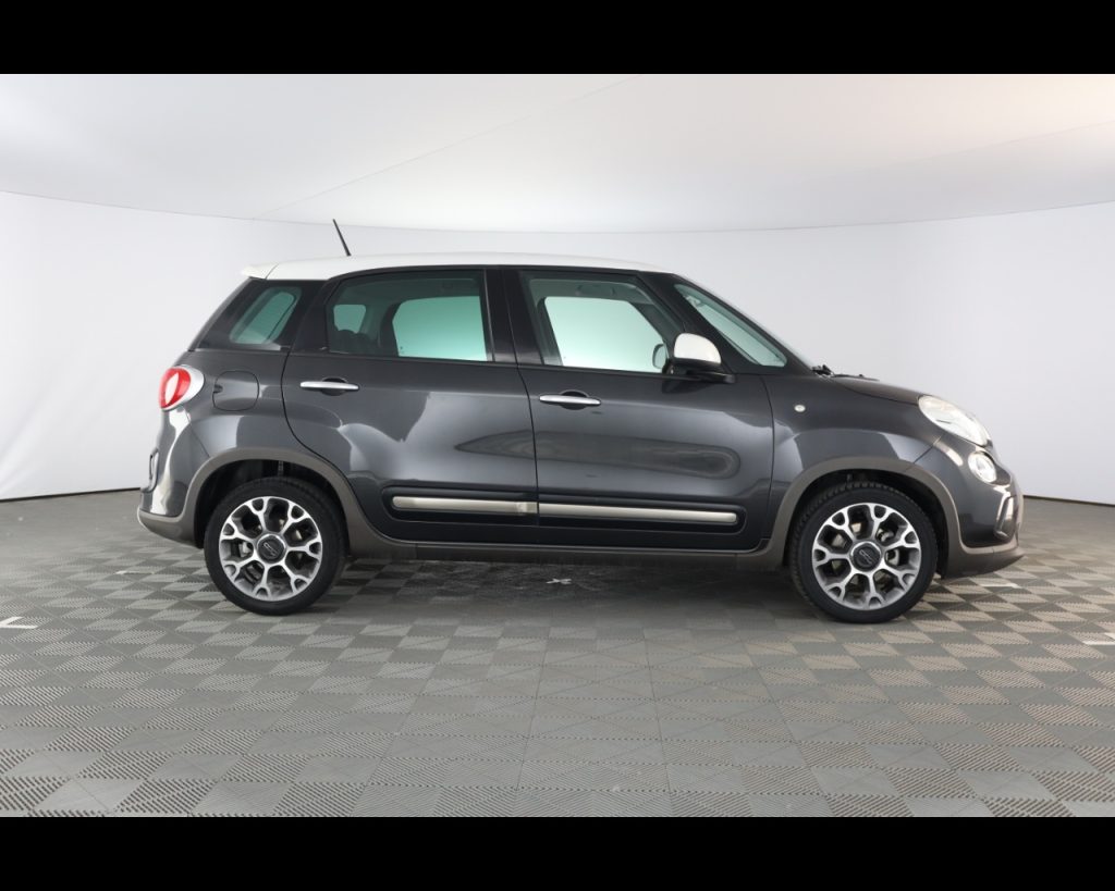 FIAT 500L 2012 -  1.3 mjt Trekking 85cv - 6