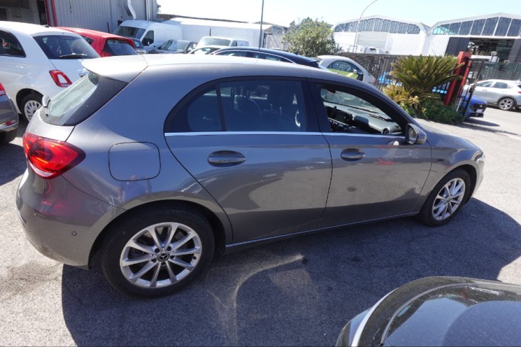 MERCEDES-BENZ A 250 e Automatic EQ-Power Business Extra OK NEOP. - 5