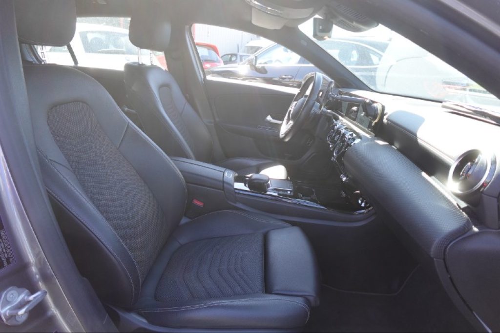 MERCEDES-BENZ A 250 e Automatic EQ-Power Business Extra OK NEOP. - 6