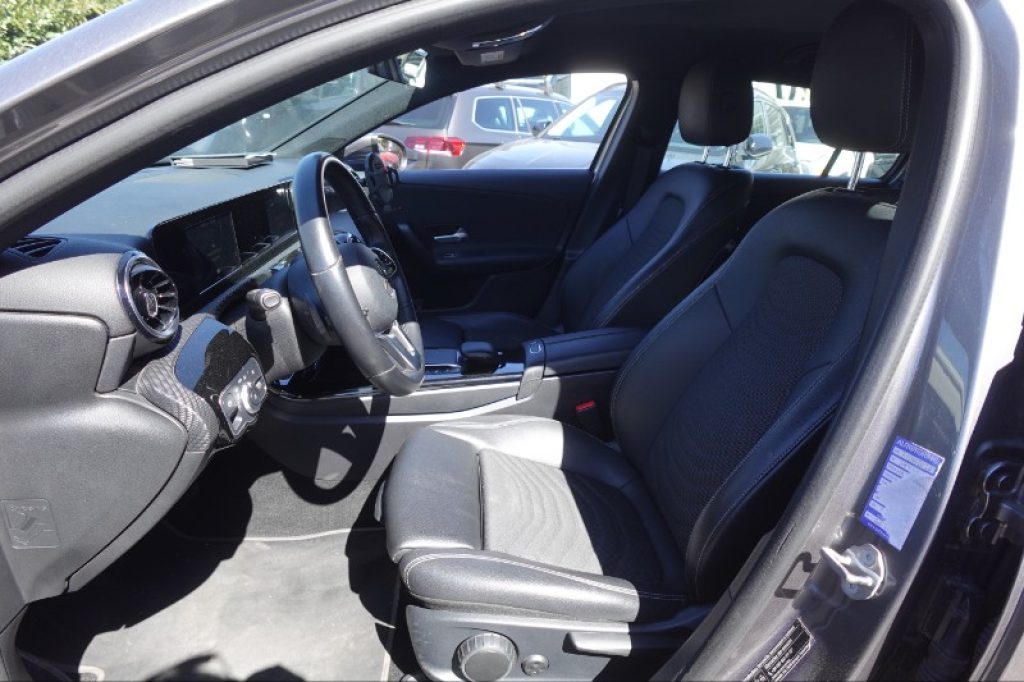 MERCEDES-BENZ A 250 e Automatic EQ-Power Business Extra OK NEOP. - 7
