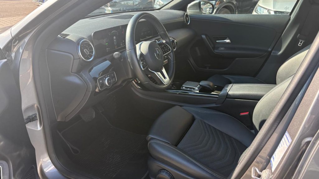 MERCEDES-BENZ A 250 e Automatic EQ-Power Business Extra OK NEOP. - 5