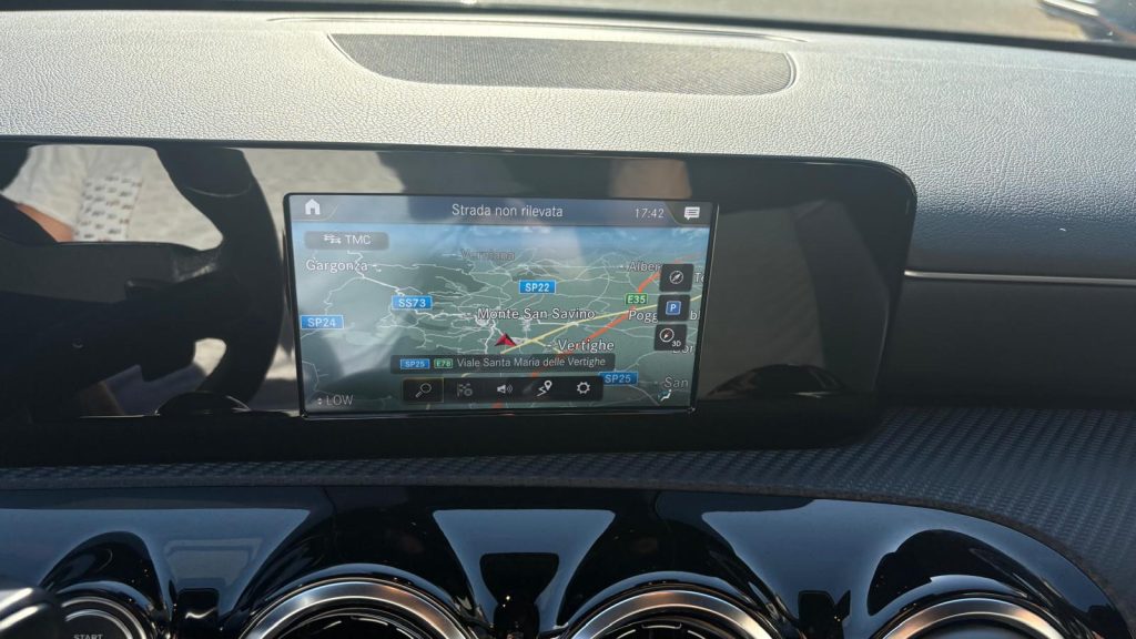 MERCEDES-BENZ A 250 e Automatic EQ-Power Business Extra OK NEOP. - 8