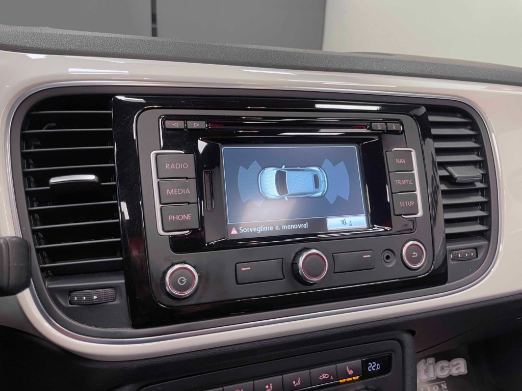 VOLKSWAGEN Maggiolino CABRIO 1.2 TSI DSG CUP - 27