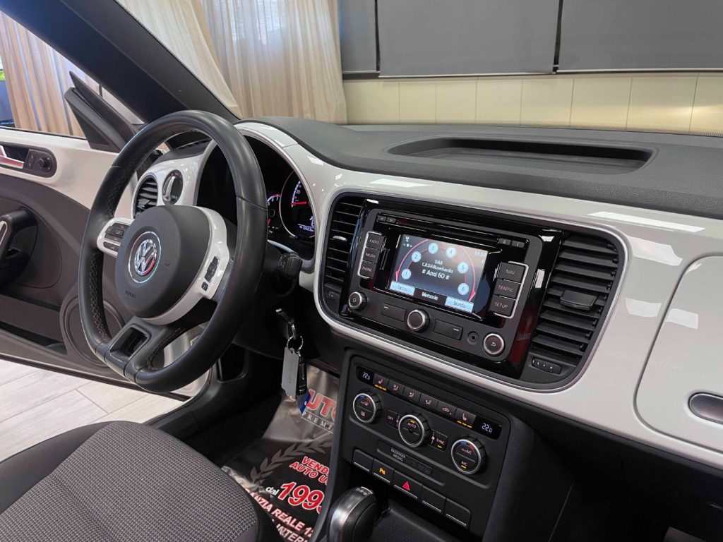 VOLKSWAGEN Maggiolino CABRIO 1.2 TSI DSG CUP - 61