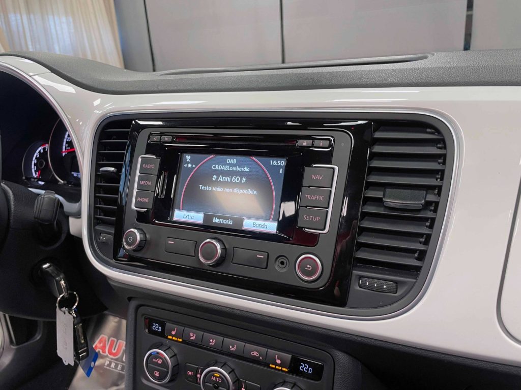 VOLKSWAGEN Maggiolino CABRIO 1.2 TSI DSG CUP - 62