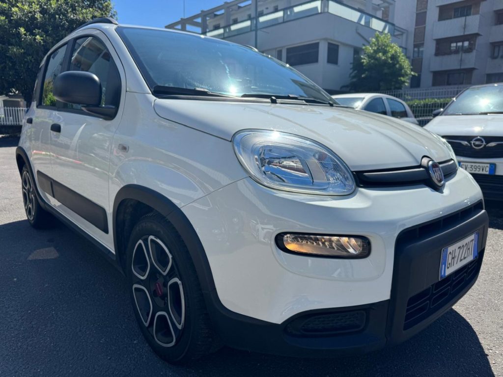 FIAT Panda 1.0 FireFly S&S Hybrid City Life - 2