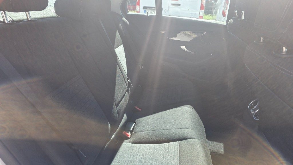 MERCEDES-BENZ C 200 d Auto Business - 11