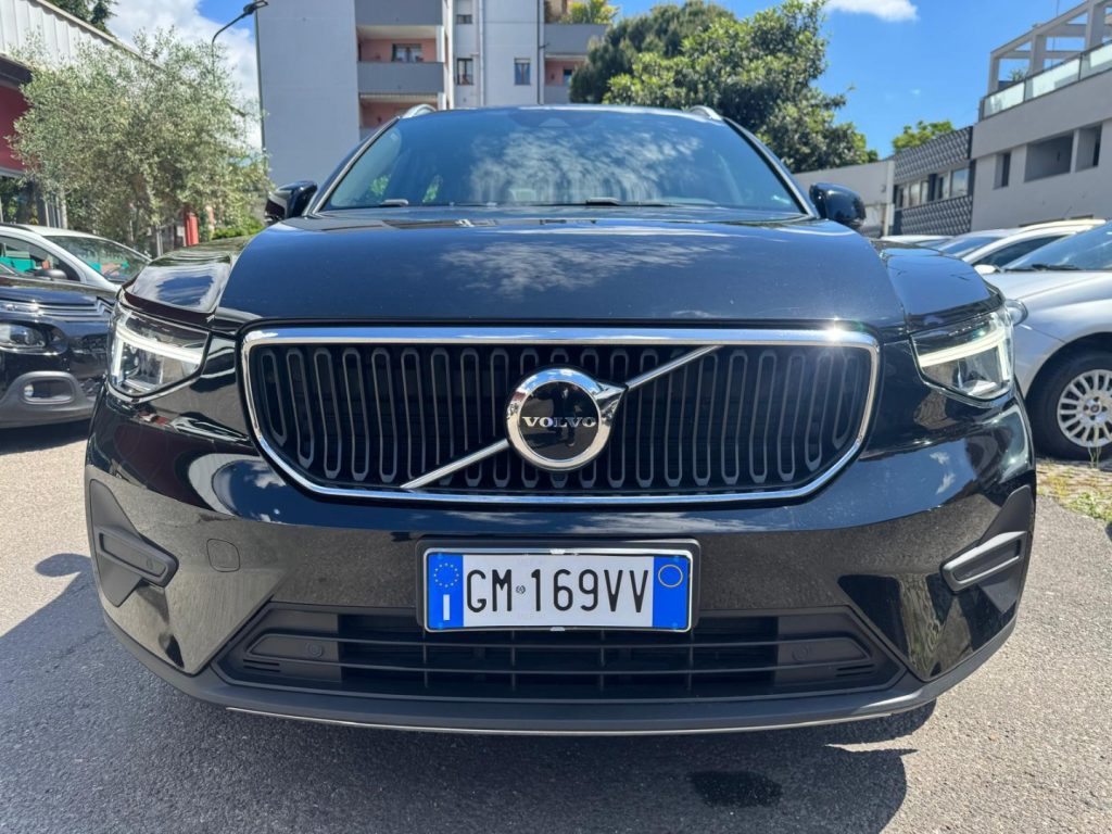 VOLVO XC40 T2 automatico Core (AUTOCARRO N1) - 2