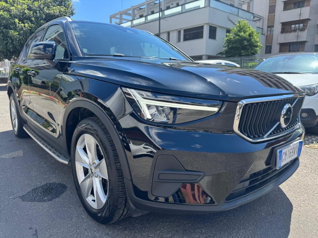 VOLVO XC40 T2 automatico Core (AUTOCARRO N1) - 4